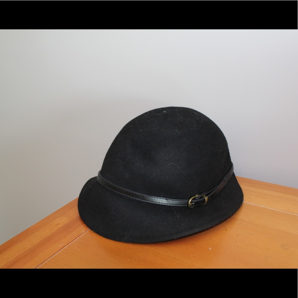 Black British style hat!